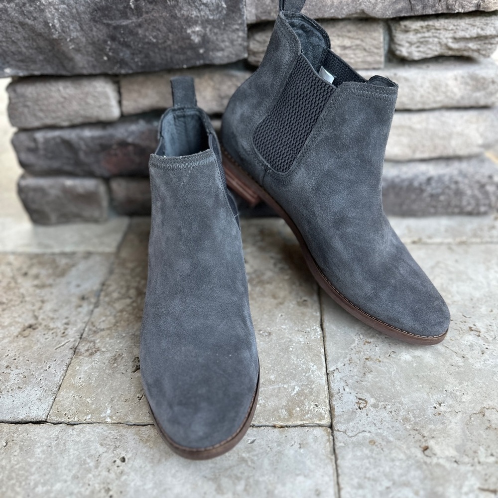 Toms Suede Grey Bootie 8.5